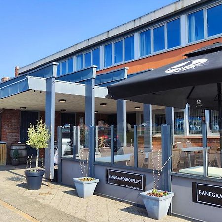 Banegaardshotellet Vojens Kültér fotó