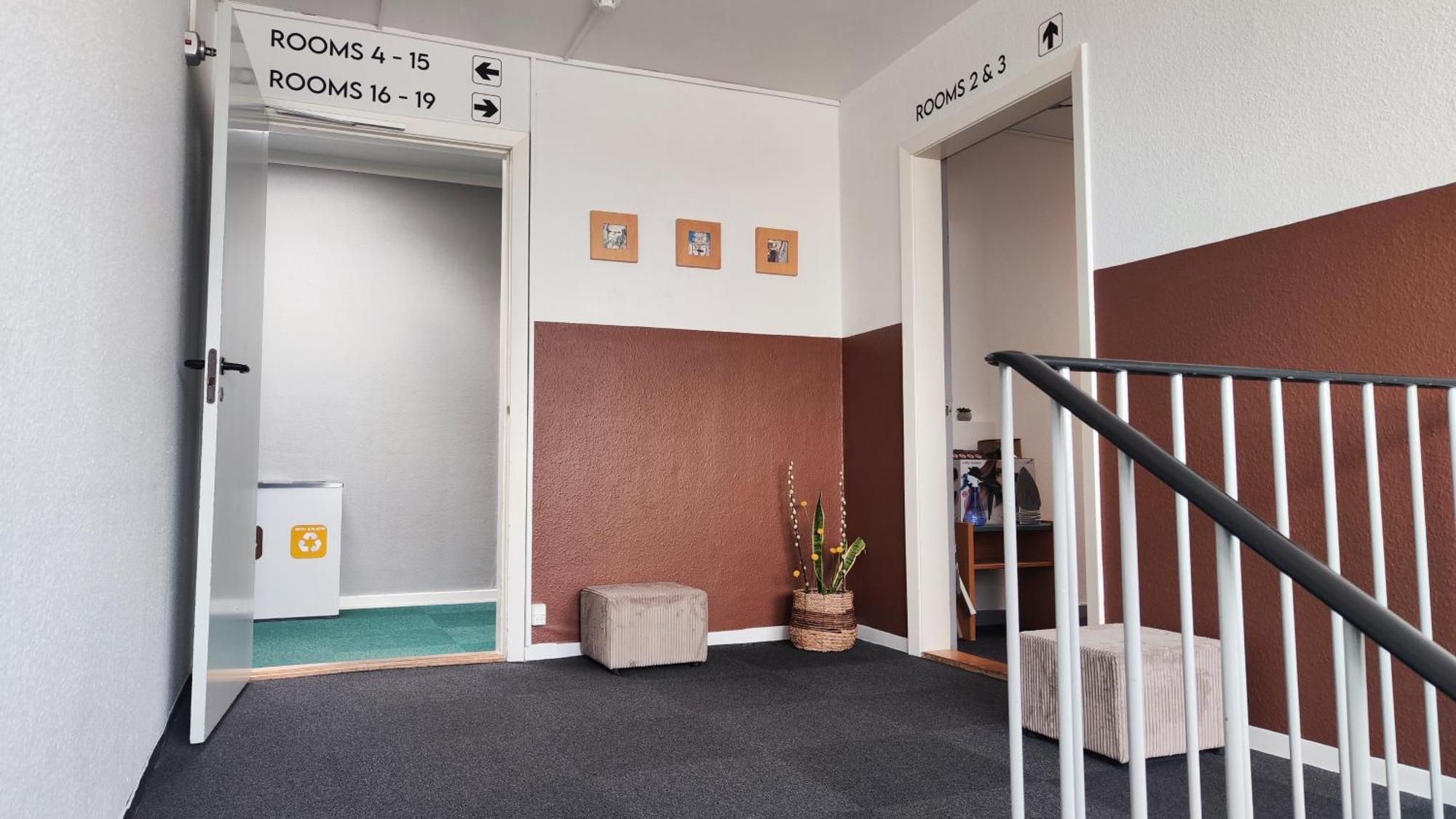 Banegaardshotellet Vojens Kültér fotó
