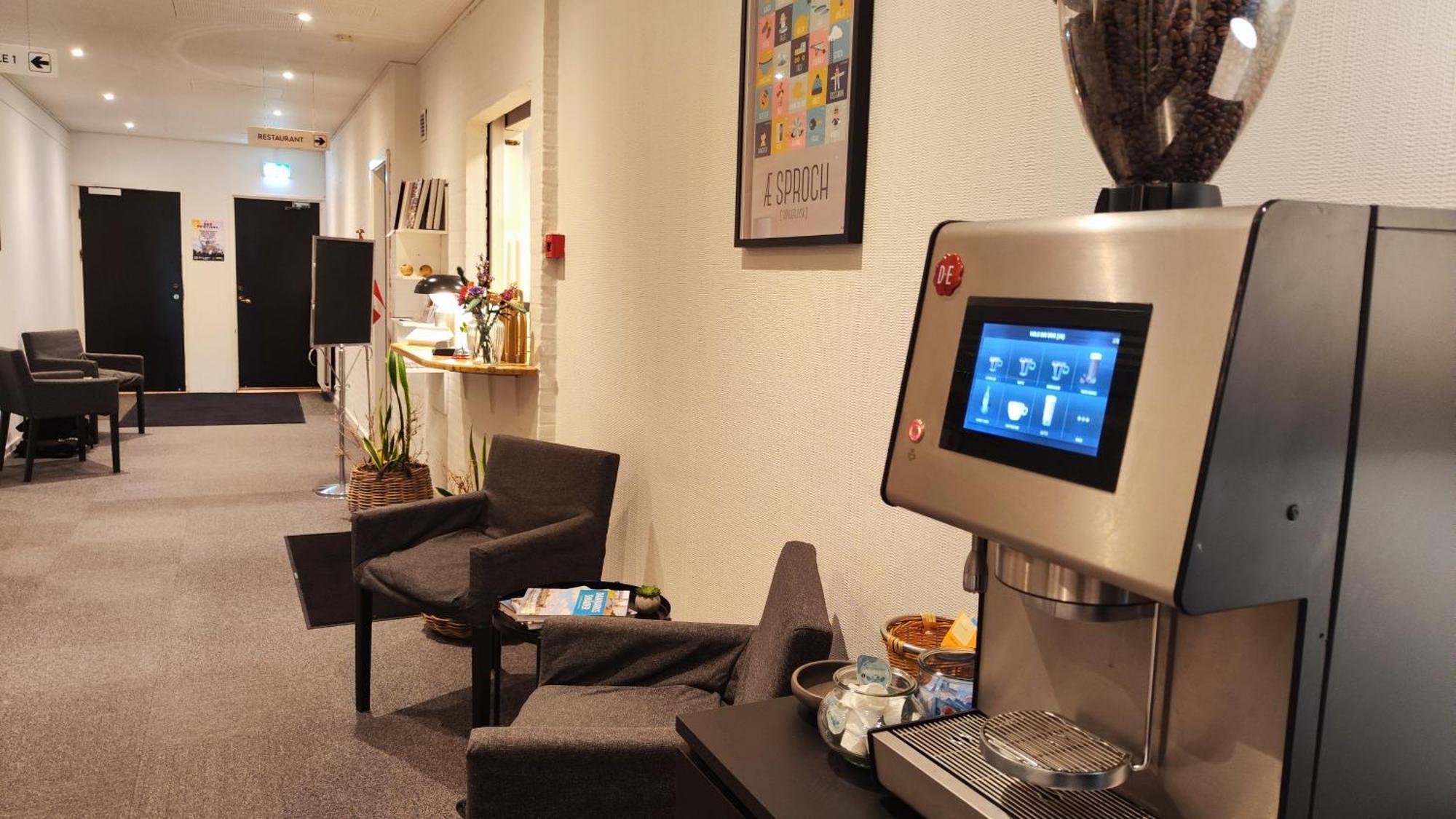 Banegaardshotellet Vojens Kültér fotó